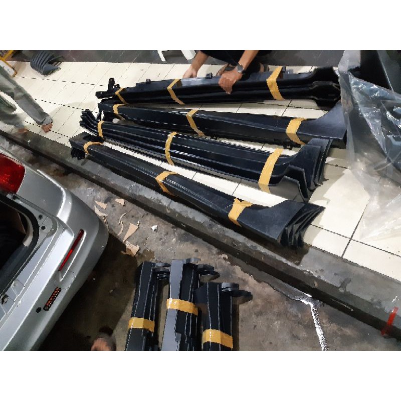 Jual Sideskirt bodykit samping honda jazz GK5 original honda mentah