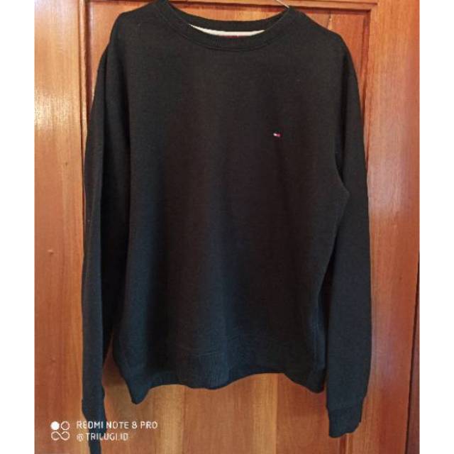 Harga crewneck discount tommy hilfiger original