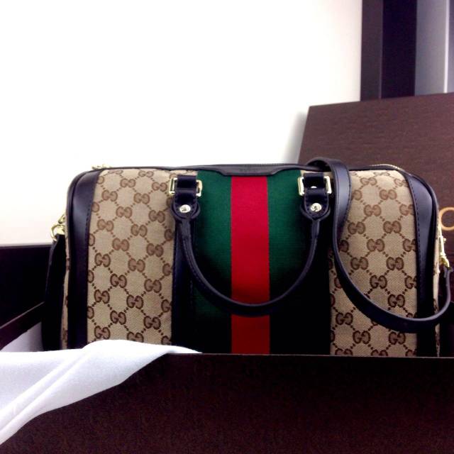 247205 gucci hot sale