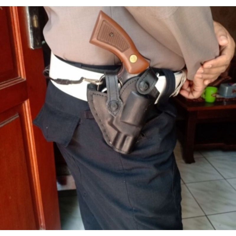 Jual Holster Revolver Kulit Luar Pinggang Sarung Revolver | Shopee ...