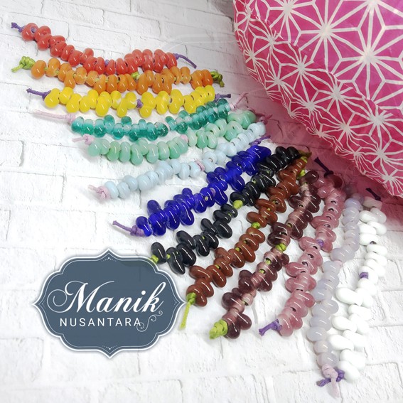 Jual Manik Nusantara Kaca Tetes Teardrop Merah / Oranye / Kuning / Biru ...