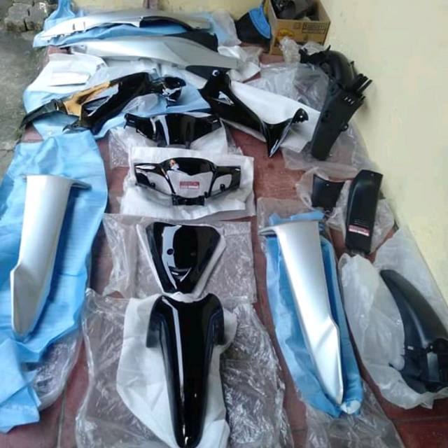Jual FULL BODY KARISMA X KARISMA D SILVER HITAM Shopee Indonesia