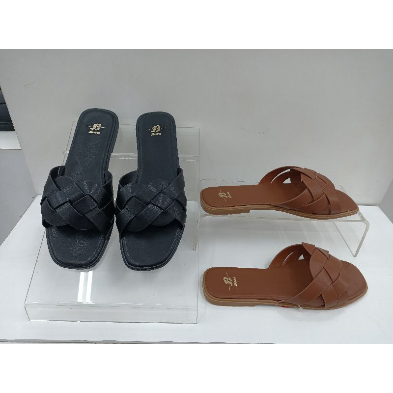 Sandal 2025 merk bata