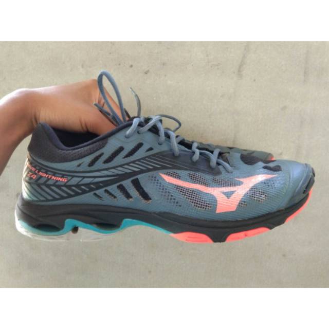 Sepatu mizuno hot sale second