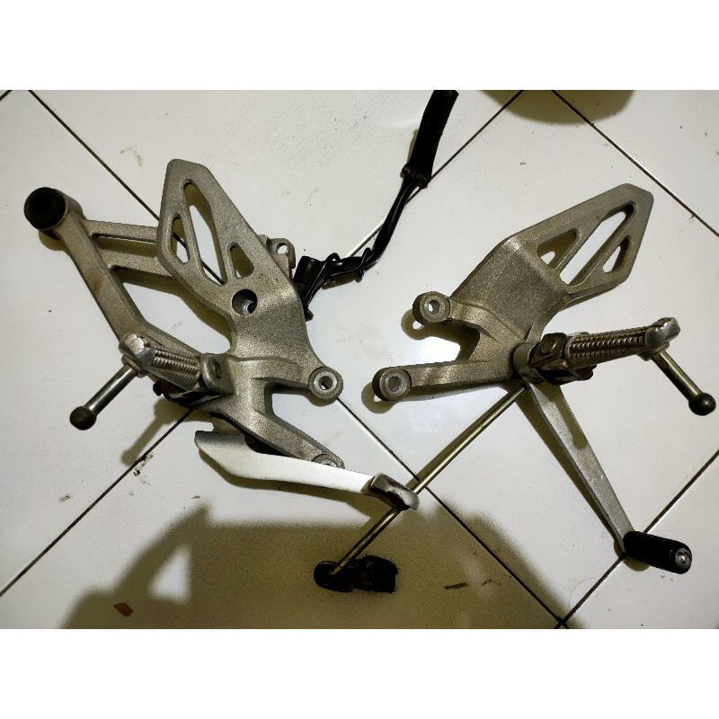 Jual Footstep R15 V3 | Shopee Indonesia
