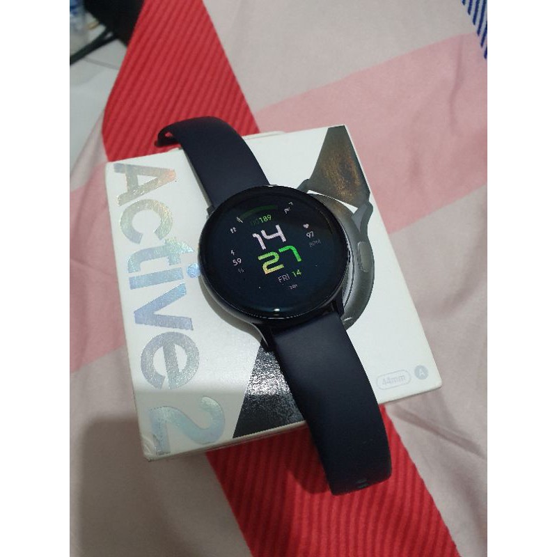 Galaxy store watch bekas