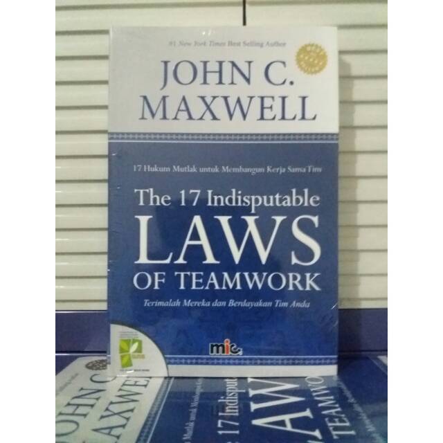 Jual Buku The 17 Indisputable Laws of Teamwork John C Maxwell | Shopee ...