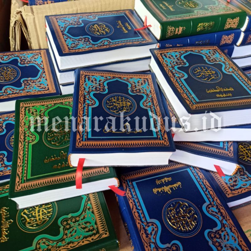 Jual AlQuran Menara Kudus Ukuran Tanggung | Quran Pojom Menara Kudus ...
