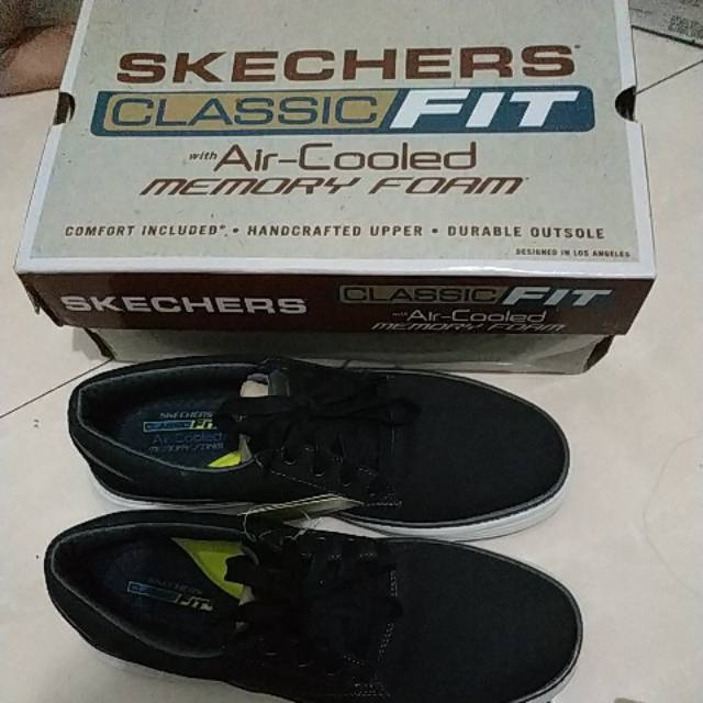 Skechers air cooled clearance memory foam classic fit