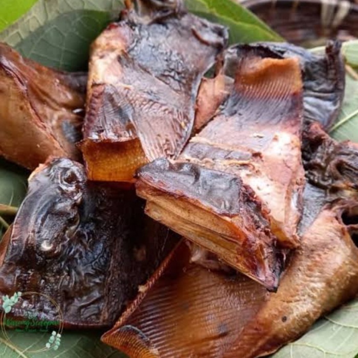 Jual Ikan Asap Online: Menggapai Pasar Lebih Luas di Era Digital