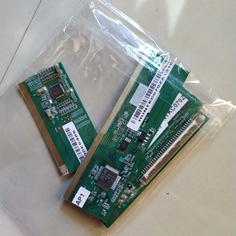 Jual IC novatek NT717j0MFG-100 2038-AD dan HX8915-E | Shopee Indonesia