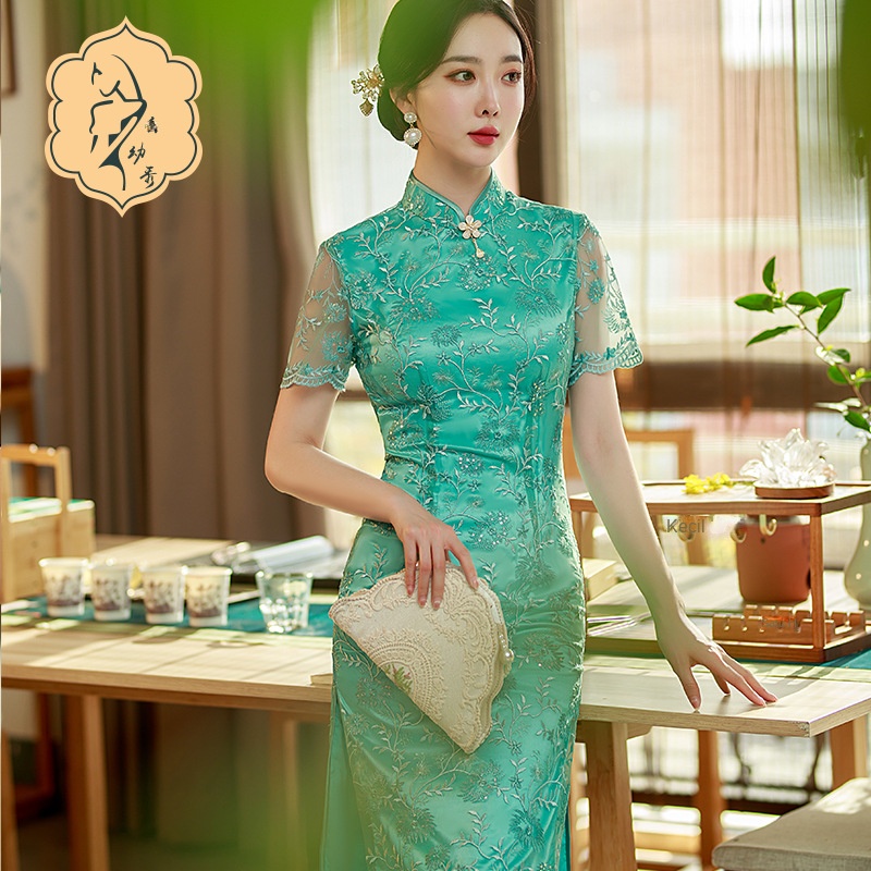 Dress cheongsam clearance brokat