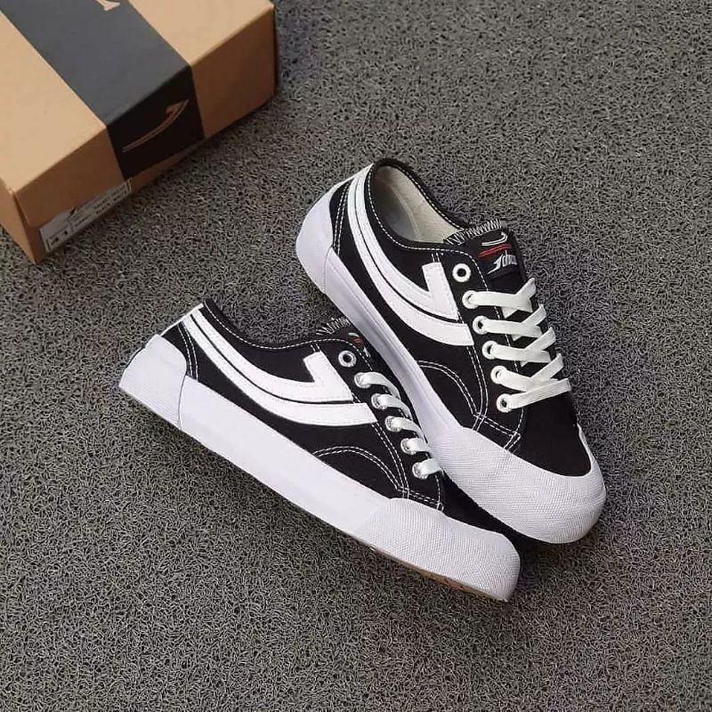 Jual Sepatu Johnson Galaxy Pro Low Cut Black White Sepatu Johnson