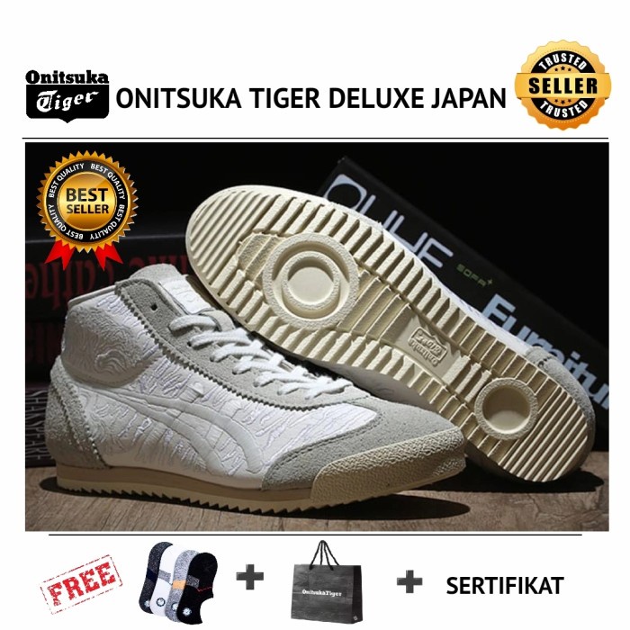 grey and pink fila shoes