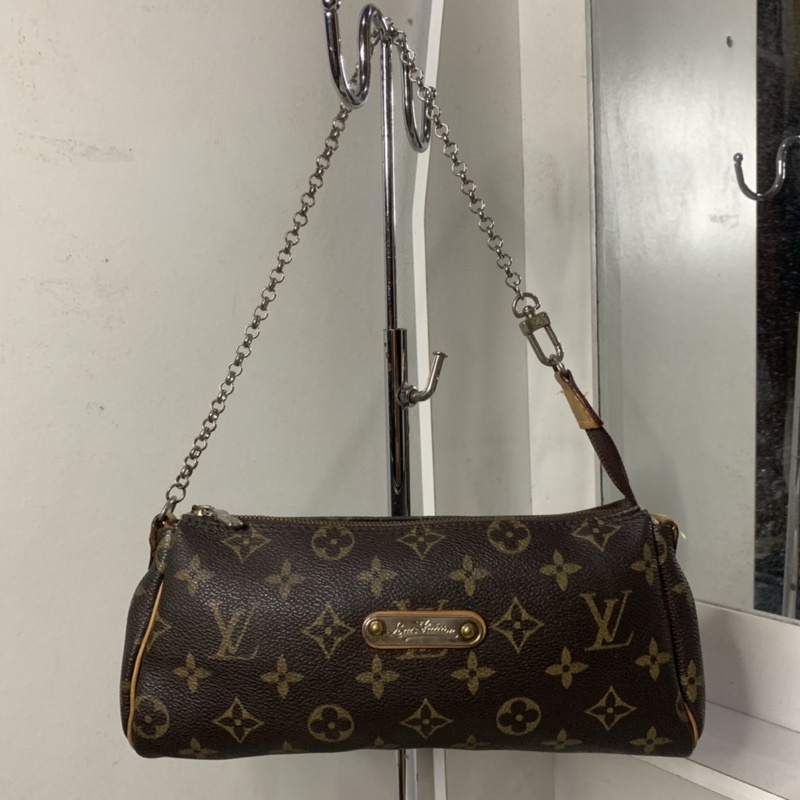 Jual LV EVA POCHETTE LENGKAP NOSER PRELOVED Shopee Indonesia