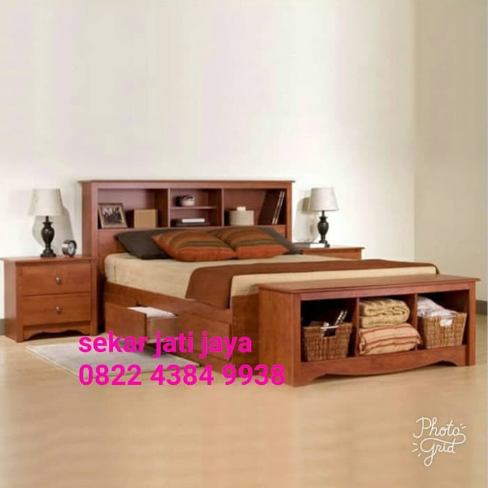 Jual Satu set kamar tempat tidur laci dipan rak buku ranjang jati ...