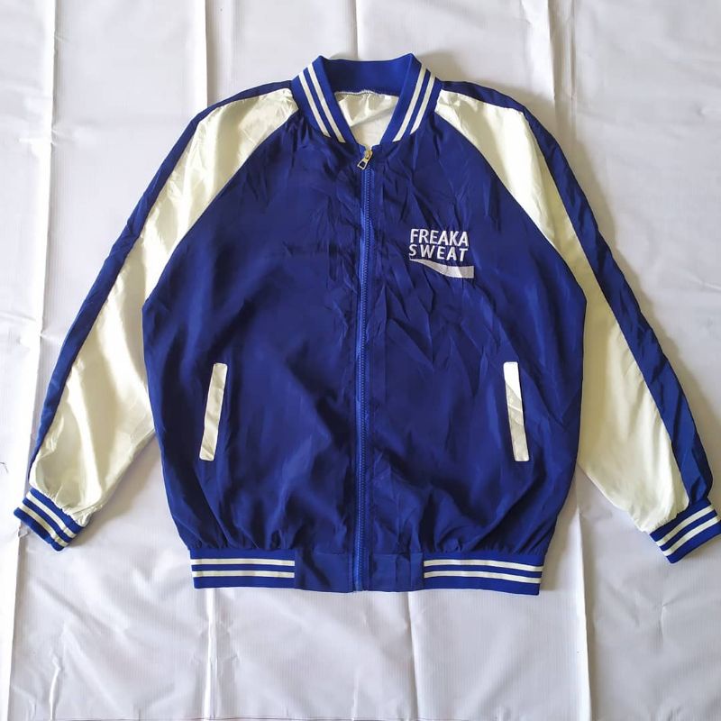freaka sweat jaket freaka sweat bekas jaket vintage varsity freaka sweat varsity second varsity