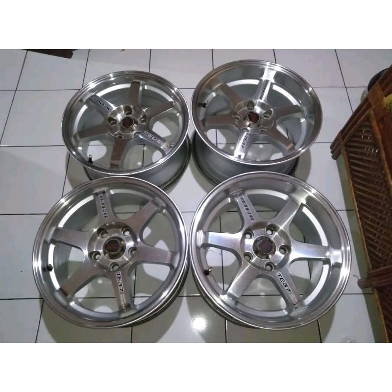 Jual Velg Volkrays TE37 | Shopee Indonesia