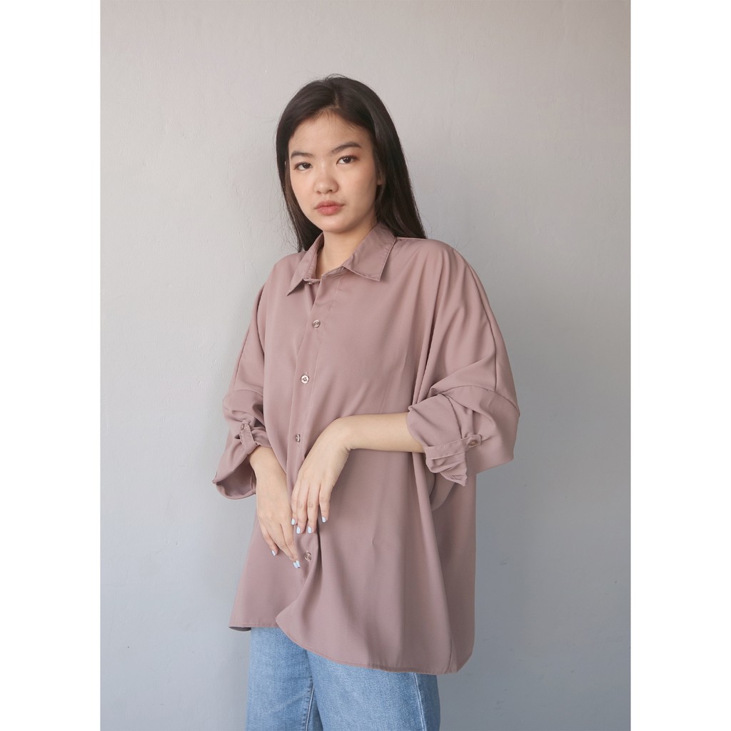 Jual Ixora Wren Oversized Shirt - Kemeja Wanita Oversized Polos ...