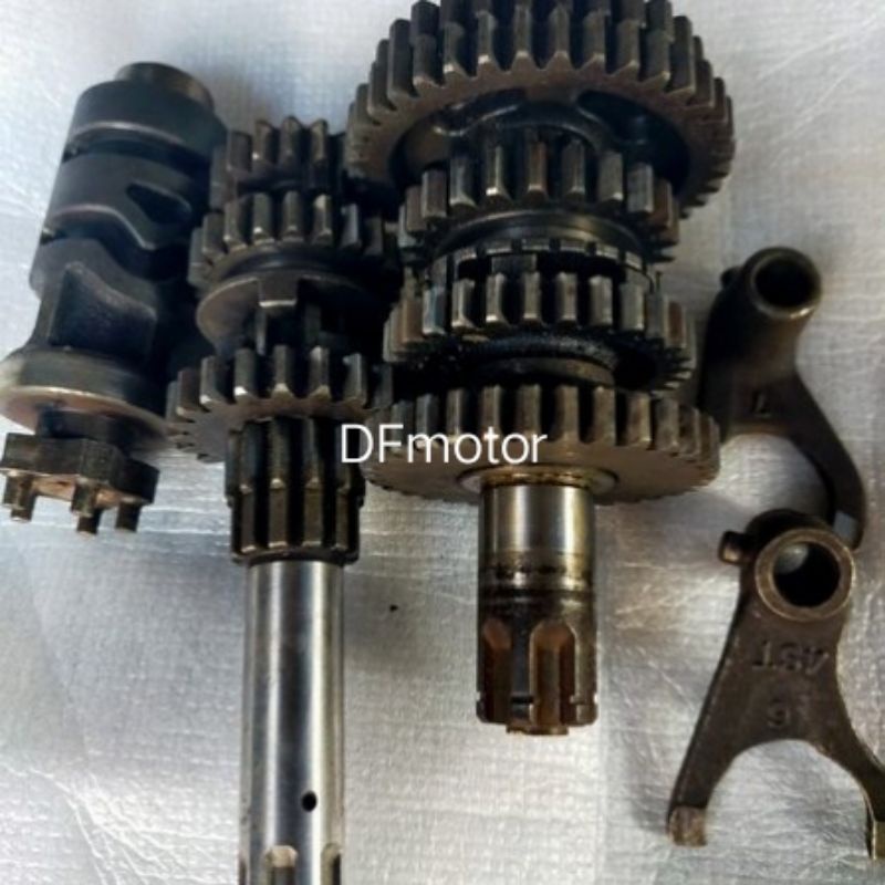 Jual Gear Gigi Rasio Gear Box Transmisi Rasio Set Yamaha VEGA LAMA