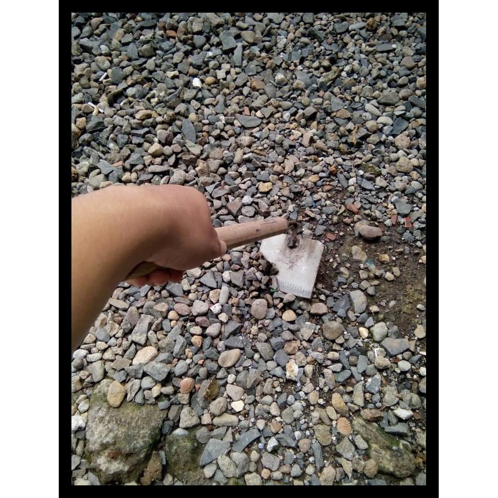 Jual Alat Cangkul Kecil Rumput - Mini Pacul Tanah Sawah Kebun Diskon ...