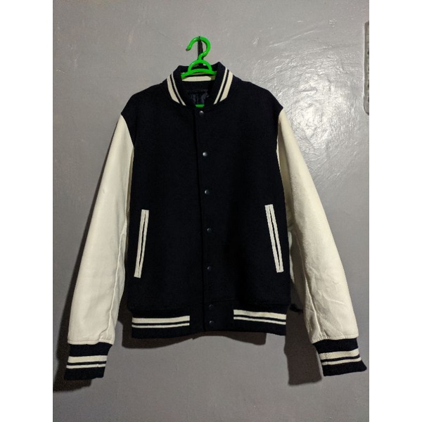 Uniqlo baseball outlet jacket