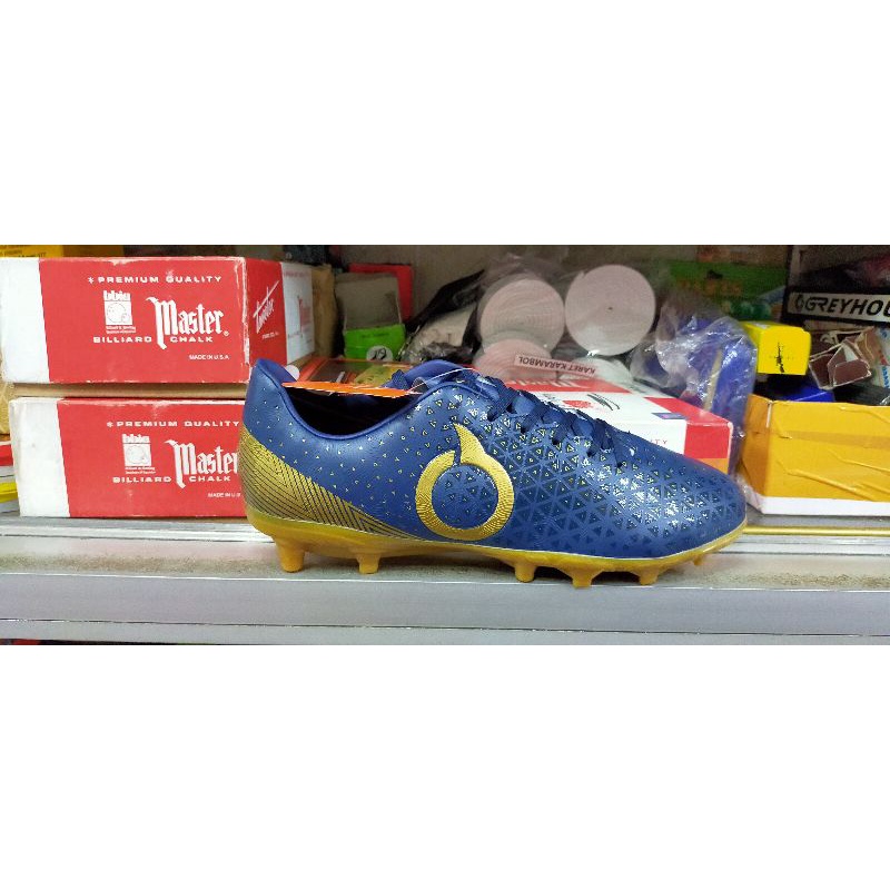Jual Sepatu Bola ortuseight medians fg | Shopee Indonesia