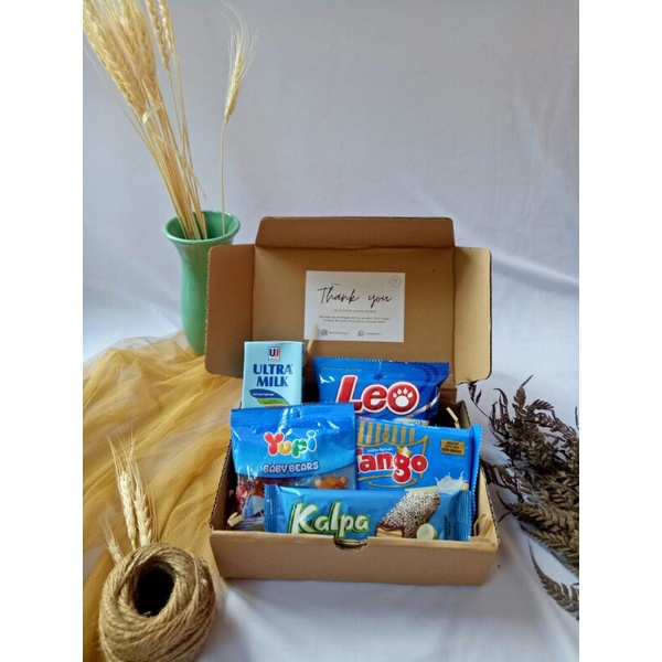 Jual Hadiah Wisuda Snack Box Shopee Indonesia 4783