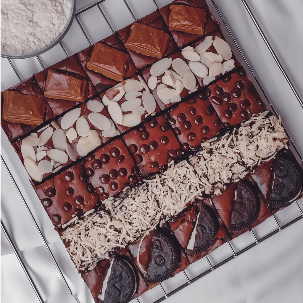 Jual Brownies Sekat / Fudgy brownies / Fudge Brownies / Brownies Panggang / Bronis / Brownies