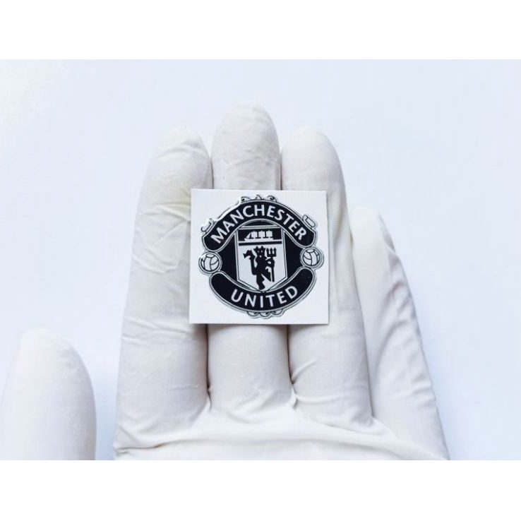 Jual Stiker MU Manchester United hitam kecil/emblem lentur variasi ...