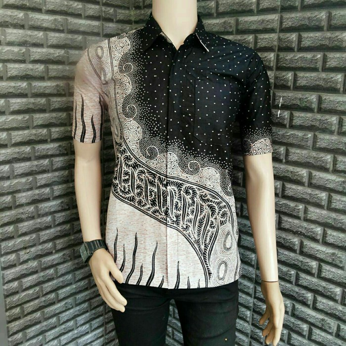 Jual Baju Batik Pria Kemeja Lengan Pendek Monokrom - Seperti Di Foto, M ...