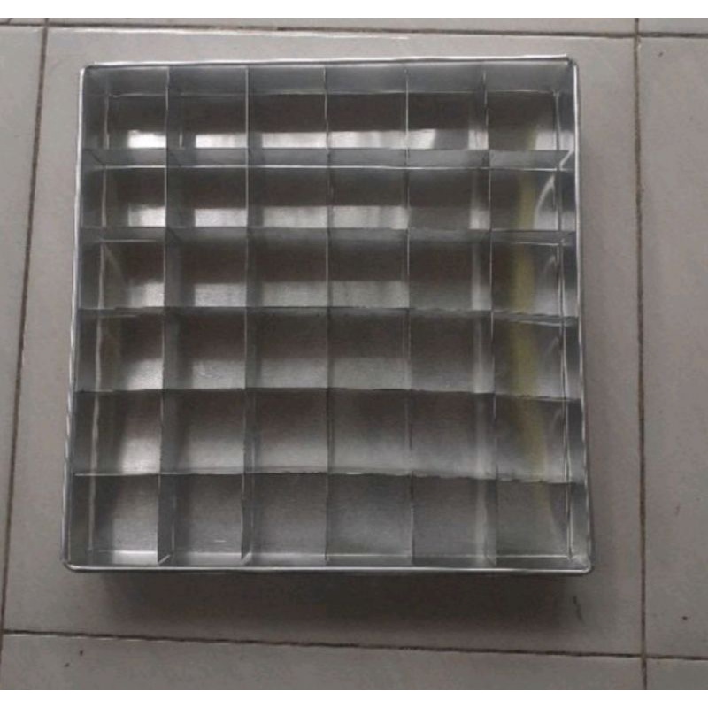 Jual Loyang sekat brownies / Loyang brownies kukus 30x30 Shopee Indonesia