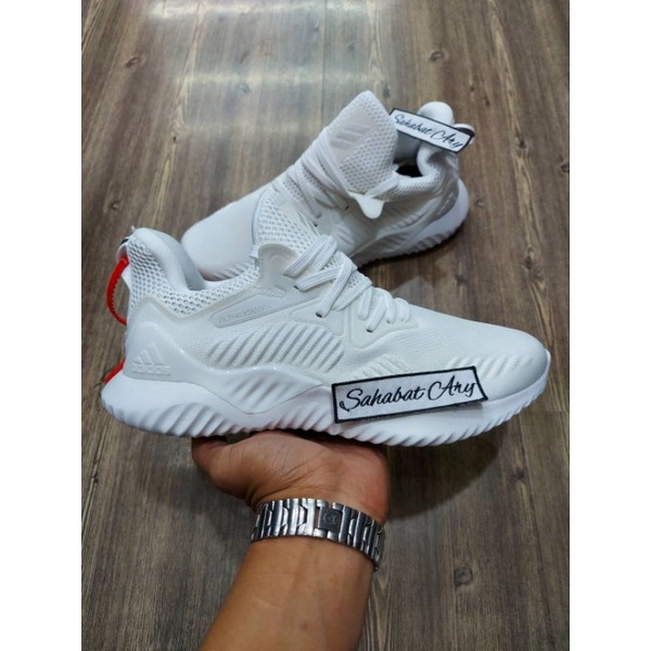 alphabounce beyond triple white