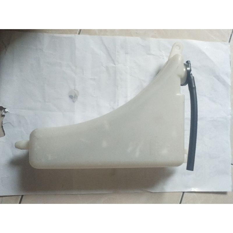 Jual TABUNG CADANGAN AIR RADIATOR INNOVA FORTUNER HILUX BENSIN ORISINIL ...