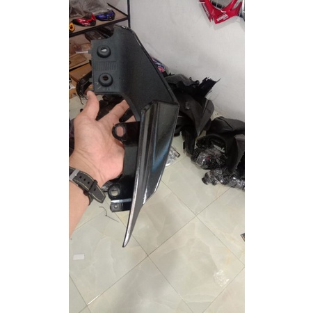 Jual body belakang r15 v3 Kanan Ori copatan | Shopee Indonesia