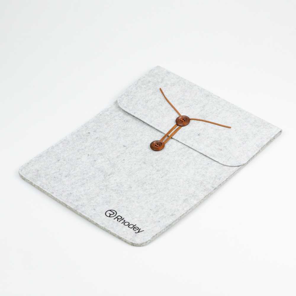 Jual Rhodey Felt Button Style Sleeve Case Laptop Ultrabook - DA58 ...