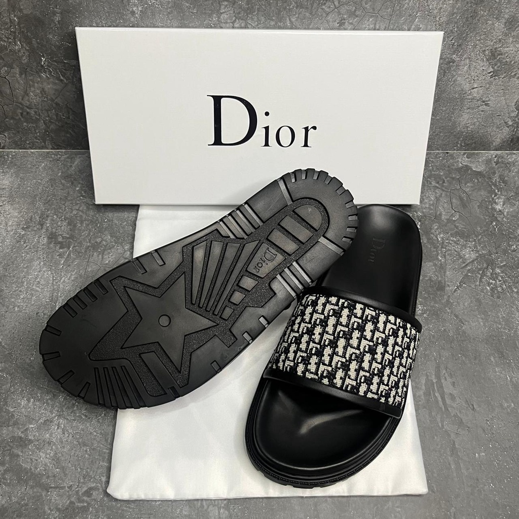 Riu 青む Embossed sole sandals ロゴサンダル Rちゃん 