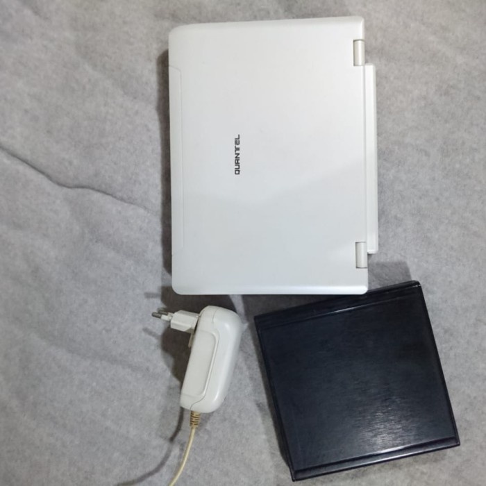 Jual Laptop notebook netbook Quantel C8 bonus DVD writer webcam siap ...