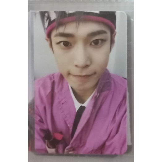 Jual PC DOYOUNG CHERRY BOMB (BOOKED) Shopee Indonesia