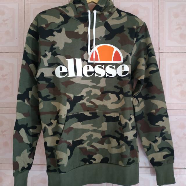 Ellesse camo outlet sweatshirt