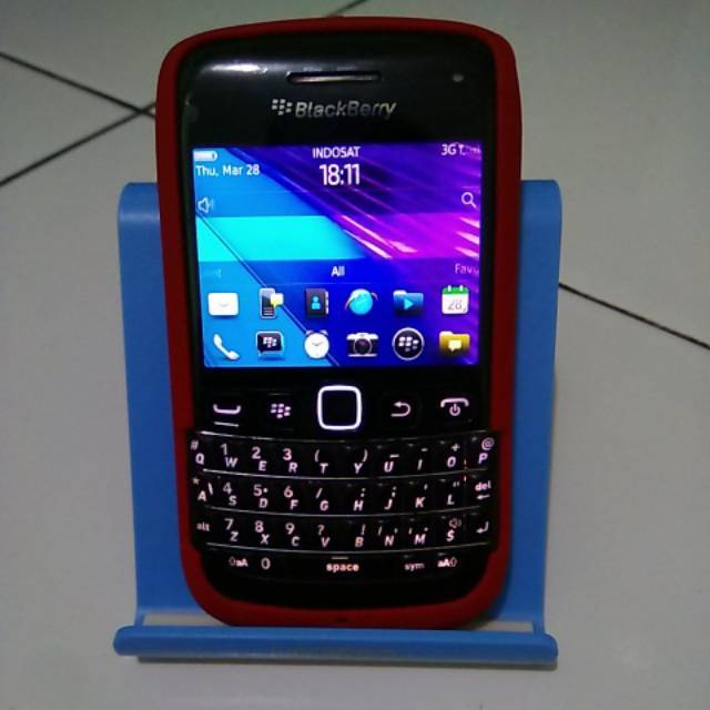 Blackberry Bold 9790 + Capdase Case Red Preloved