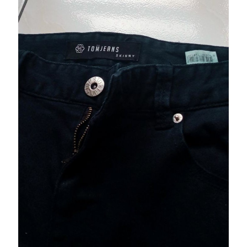 Jual preloved jeans cowok tom story aka tomjeans | Shopee Indonesia