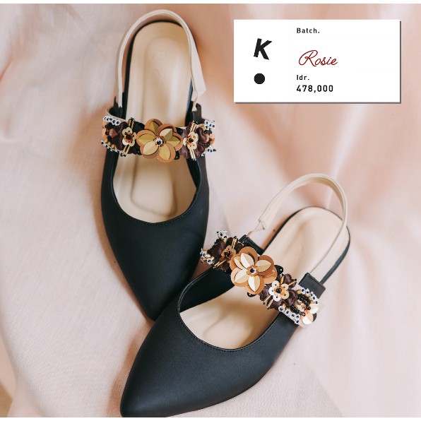 Model flat shoes clearance kekinian