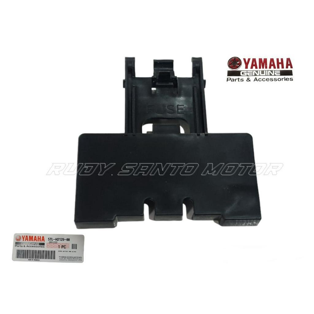 Jual COVER TUTUP BOX BOK AKI MIO SPORTY SMILE 5TL-H2129-00 ORIGINAL ...