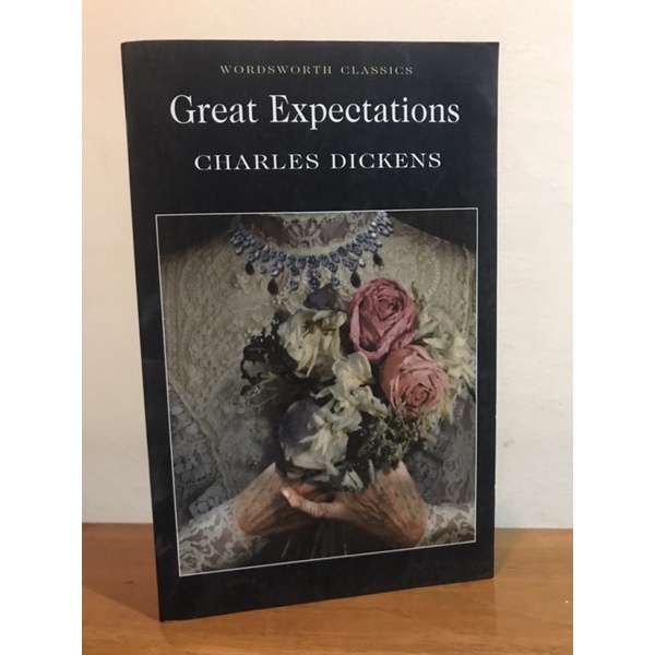 Jual Buku Novel Great Expectations Charles Dickens (Preloved) | Shopee ...