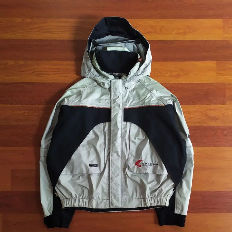 Daiwa provisor japan goretex fishing jacket ( LL - XL )