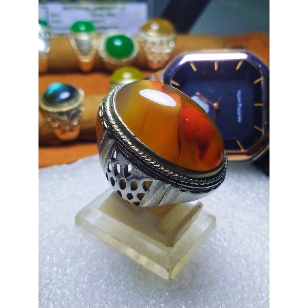 Jual batu akik red koi rare item, motif unik ekor ikan koi 3 dimensi ...