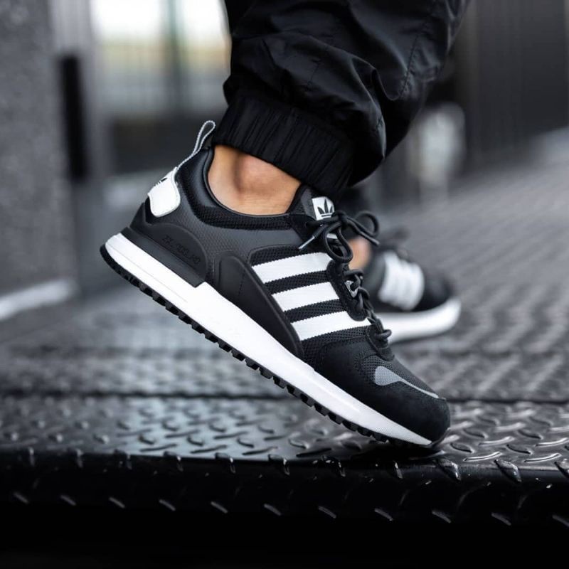 Adidas ZX 700 HD Core Black White100 Original BNIB