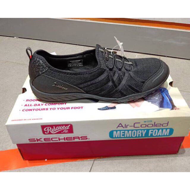 Sepatu skechers relaxed online fit