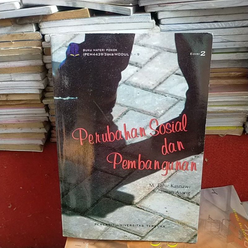 Jual Buku Materi Pokok Perubahan Sosial Dan Pembangunan UT. Mat ...